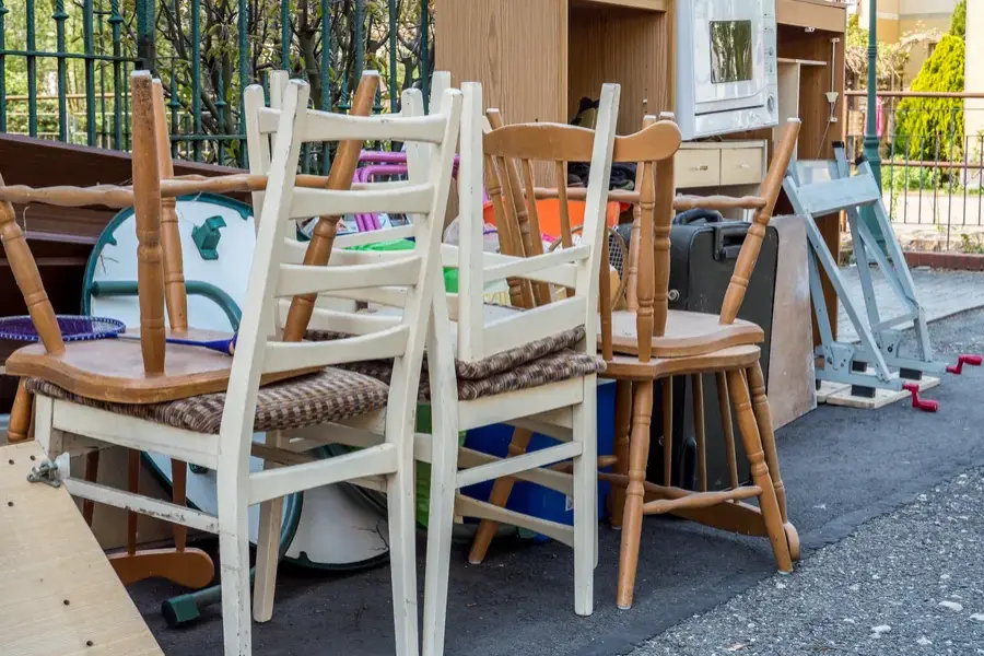 Reasons To Hire Experts For Furniture Removal in Doral, FL