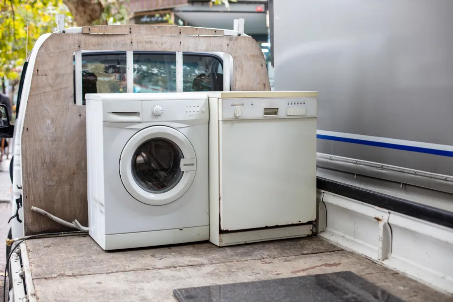 Steps To Ensure A Smooth Appliance Removal Process in Doral, FL